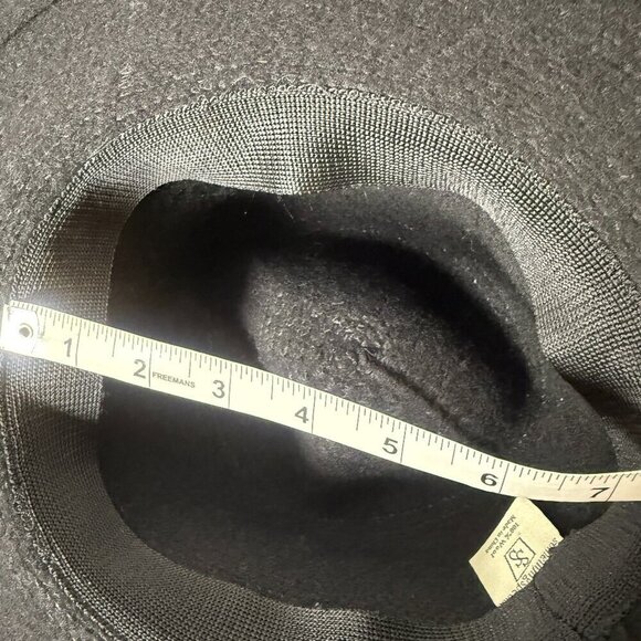 Something Special 100% Wool Black Hat with Gold Colored Beads main image 2